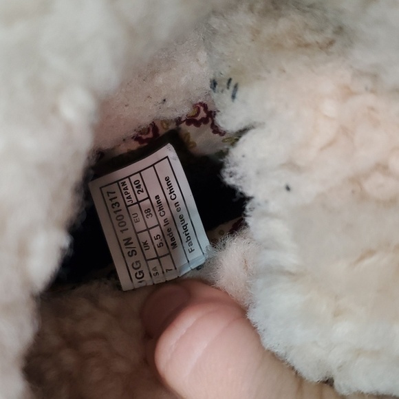 Ugg Australia Women Sheepskin Ankle Wood Wedge Boots shoes sz 7 - Picture 9 of 13